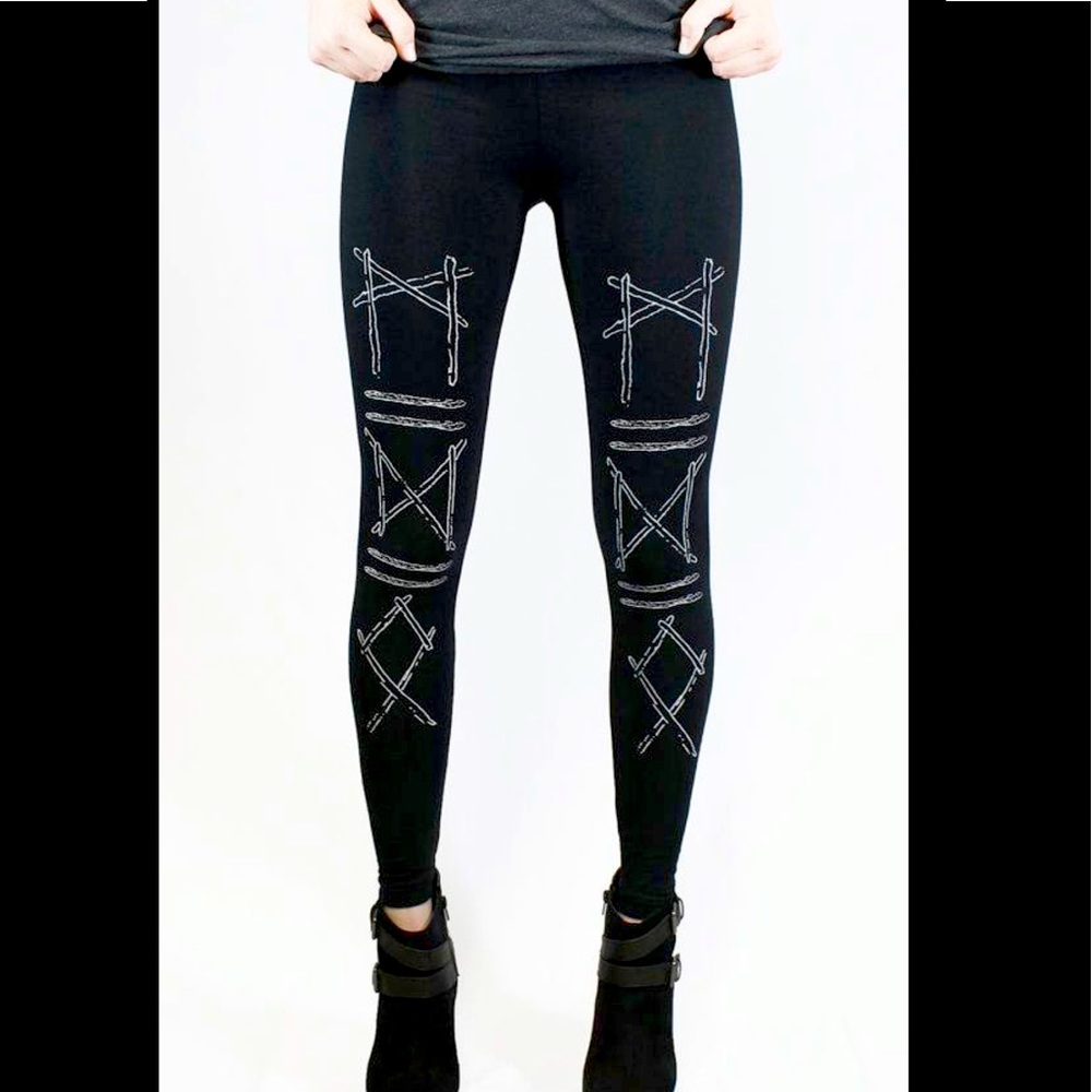Sovrin Rune Leggings.